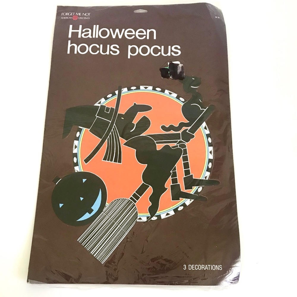 Vintage 80’s Halloween Hocus Pocus witch decor spooky season wall art